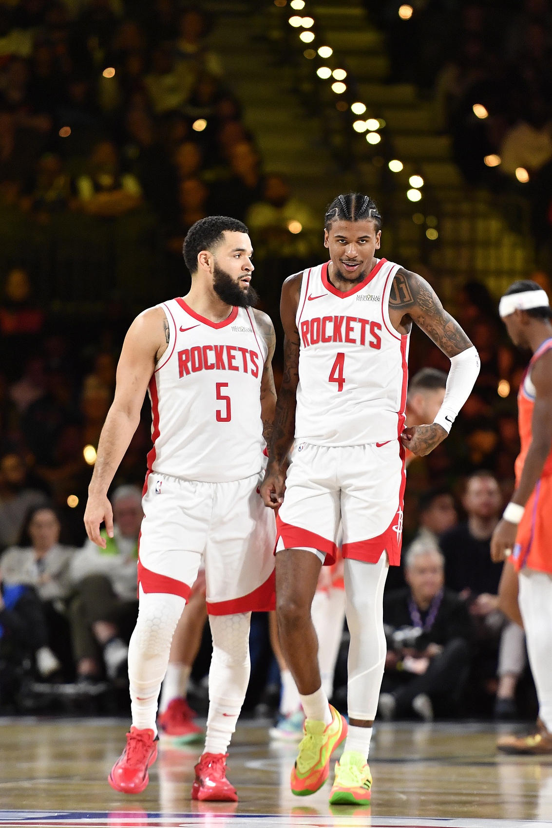lol 外服加速器-NBA常规赛赛程吃紧，休斯敦火箭关键时刻远射贴柱，底气十足，团队化学反应显著的简单介绍