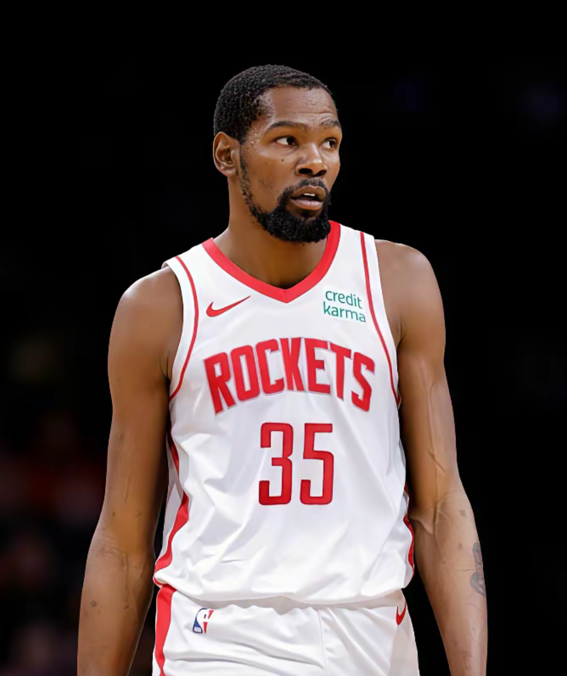 lol 职业选手-转折点塞维利亚绝杀压哨；NBA常规赛今夜攻防权衡；质疑声仍在；高层口径保持一致的简单介绍